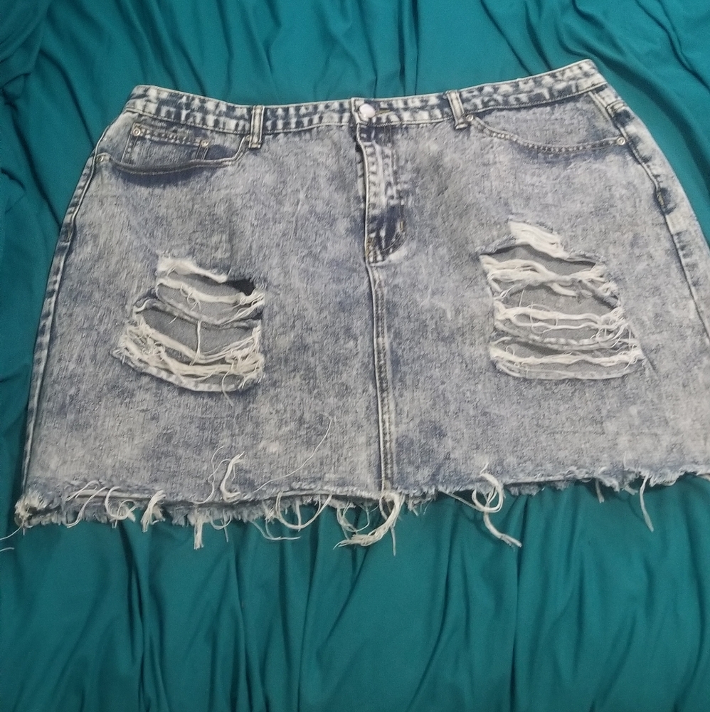 Distressed denim skirt